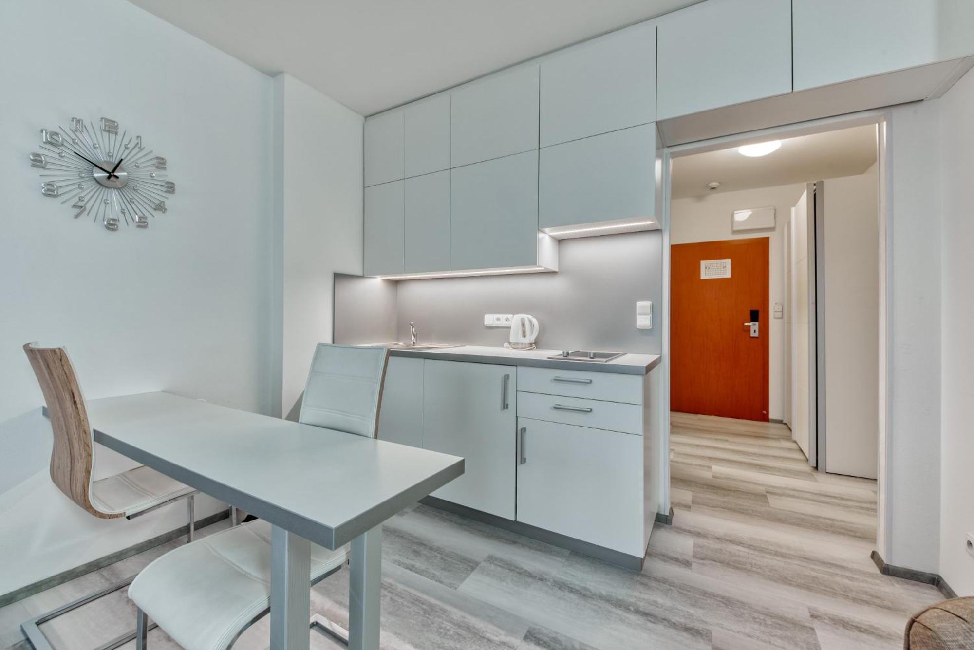 Apartment - My Family *